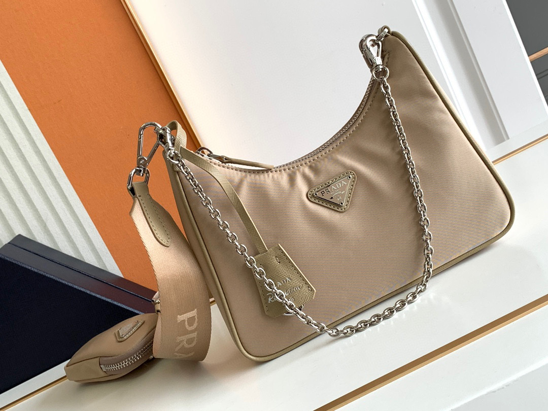 프라다 테수토 스트랩 체인 리에디션 호보백 1BH204 여자가방