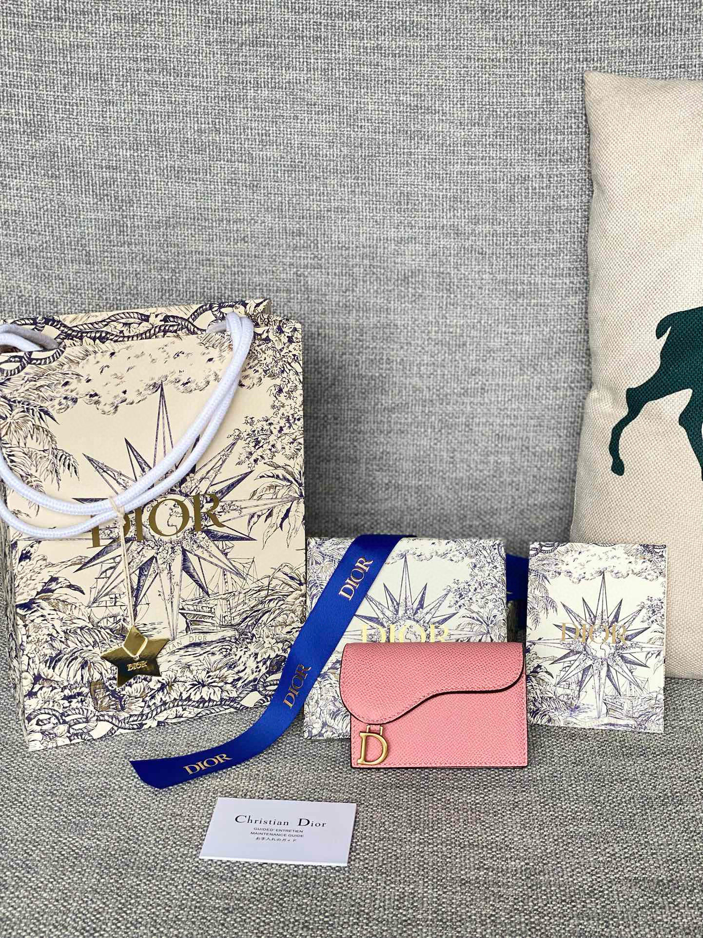 디올 카드지갑 S5611