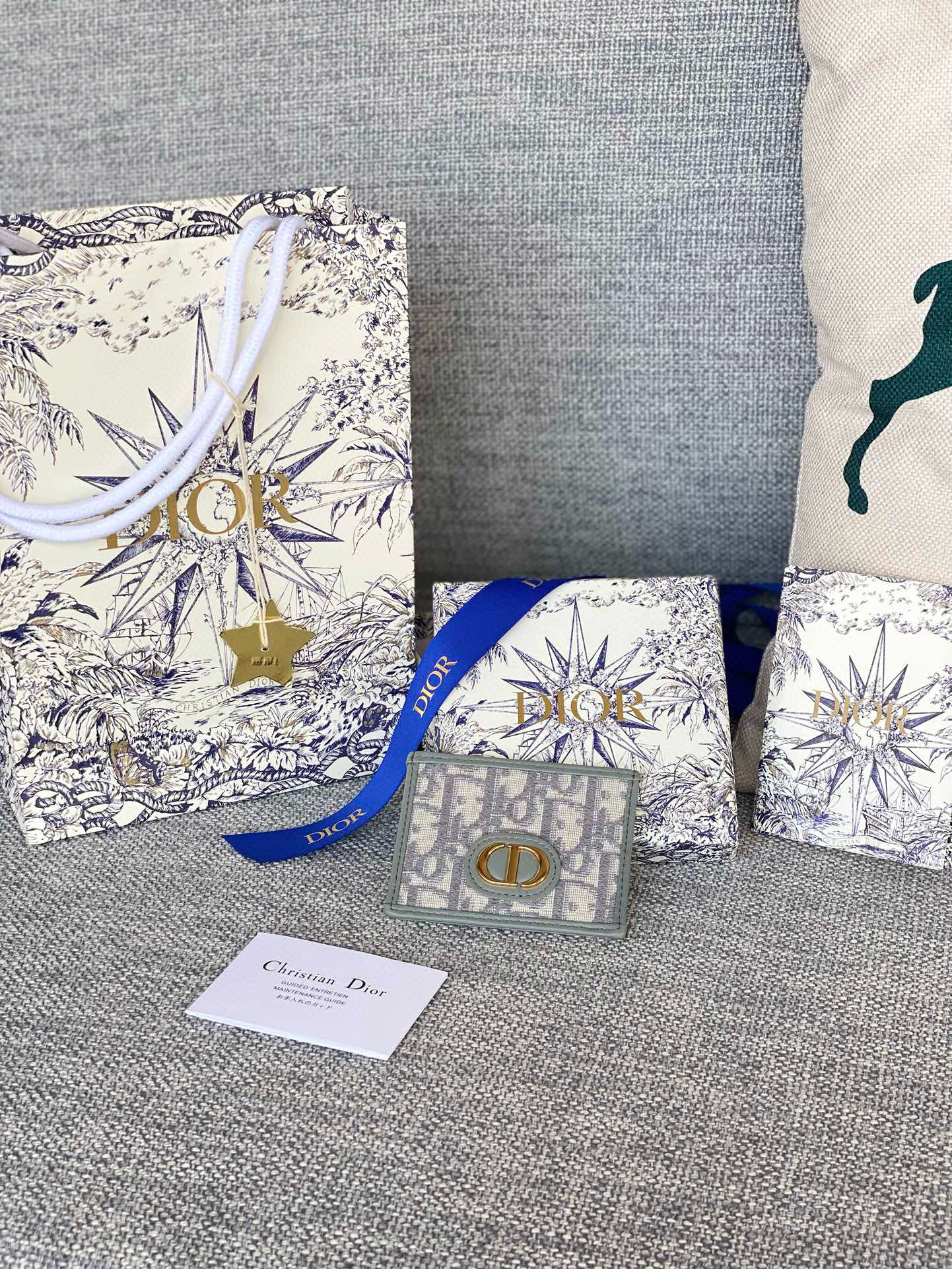 디올 카드지갑  S2098