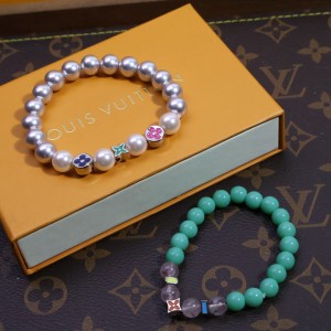 루이비통 팔찌