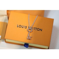 루이비통 목걸이