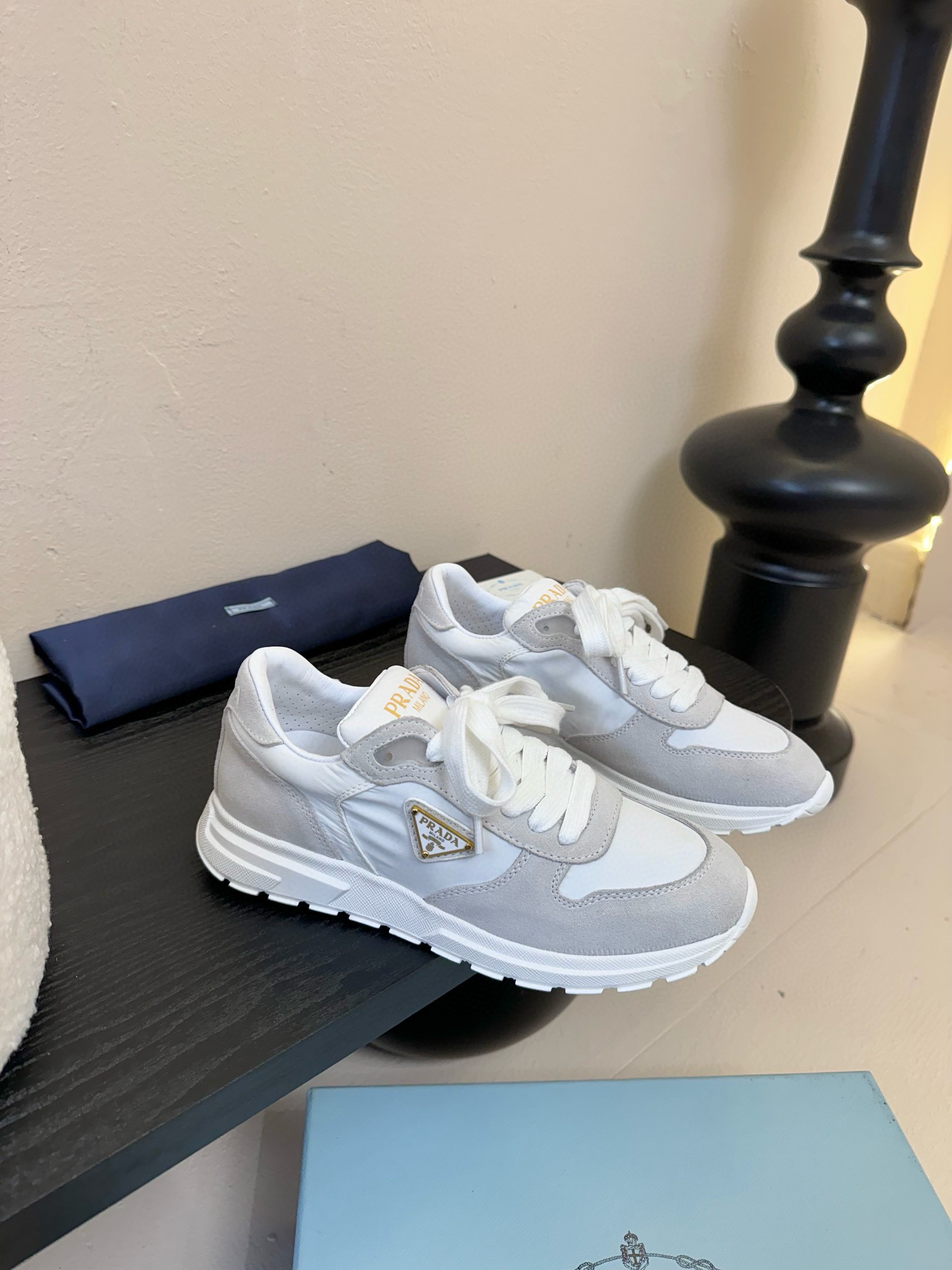 프라다 여자 스니커즈 신발 운동화