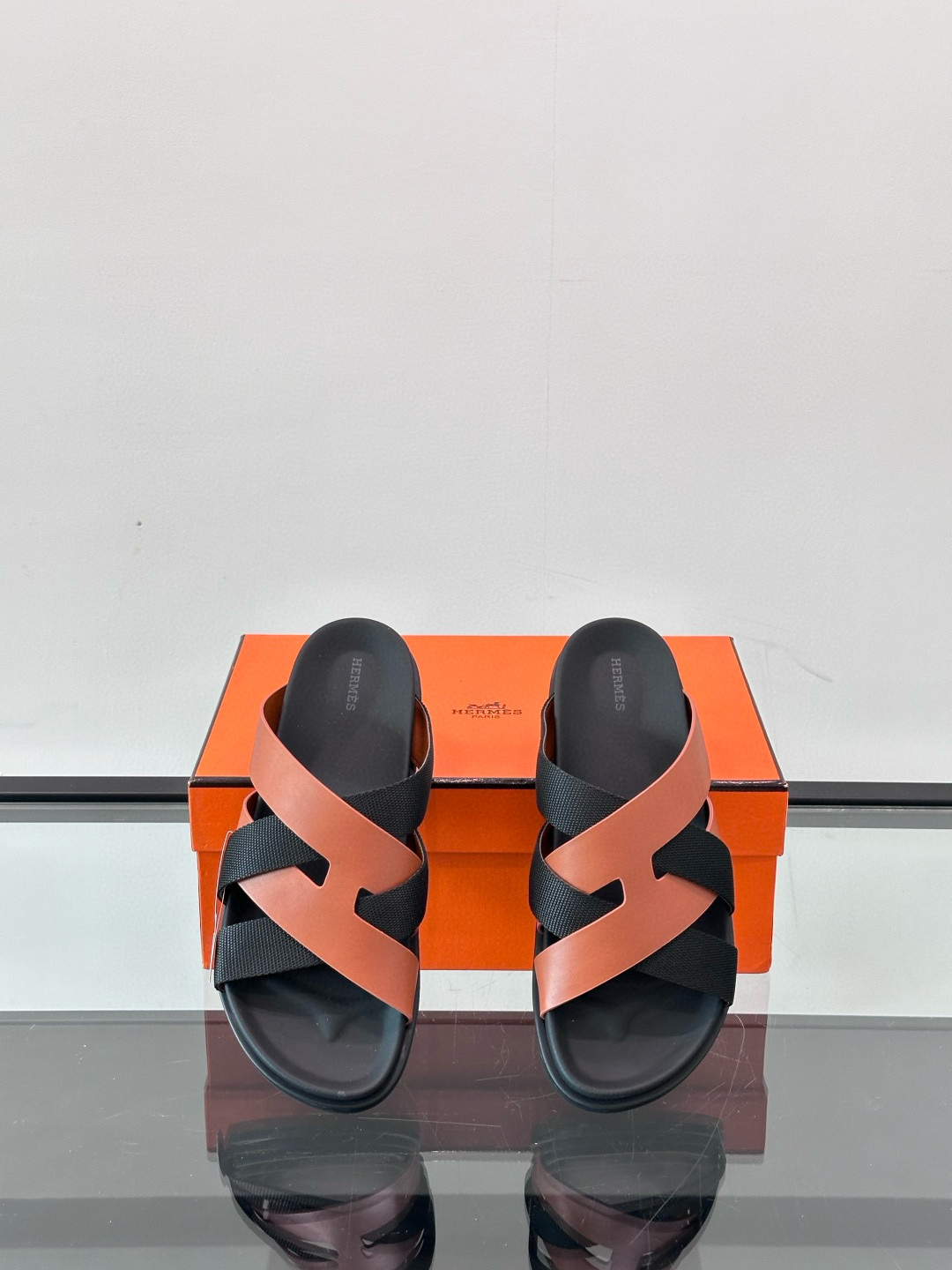 에르메스 남자 슬리퍼