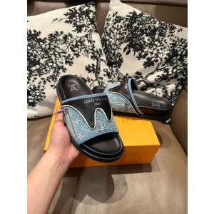 루이비통 남자 슬리퍼