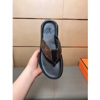 루이비통 남자 슬리퍼