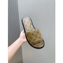 루이비통 남자 슬리퍼