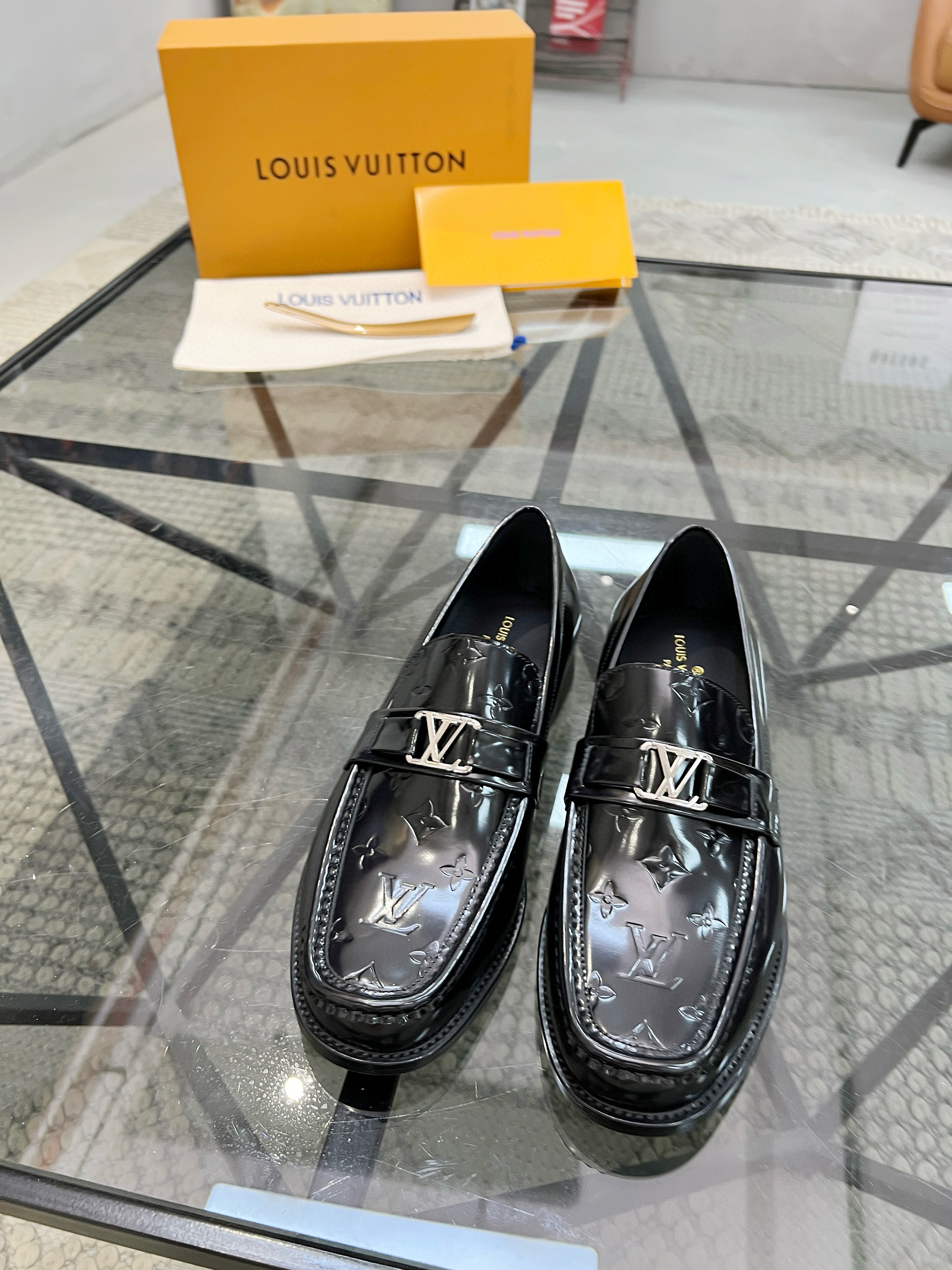 루이비통 남자 구두