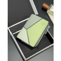 로에베 여자 반지갑