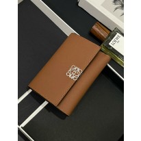 로에베 여자 반지갑