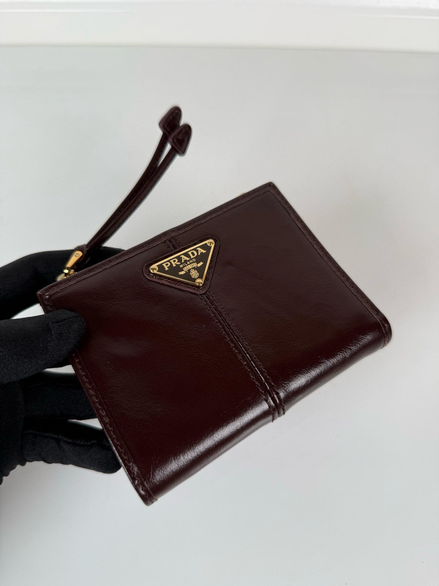 프라다 1ML050 여자 반지갑