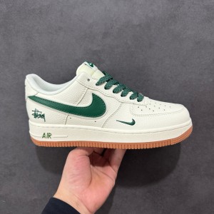 나이키 에어 포스 1 남녀공용 신발 운동화 스니커즈
