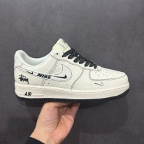 나이키 에어 포스 1 남녀공용 신발 운동화 스니커즈