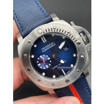 파네라이 남자 미러급 시계