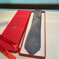 살바토레 페라가모 넥타이