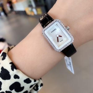 샤넬 A급 여자 시계