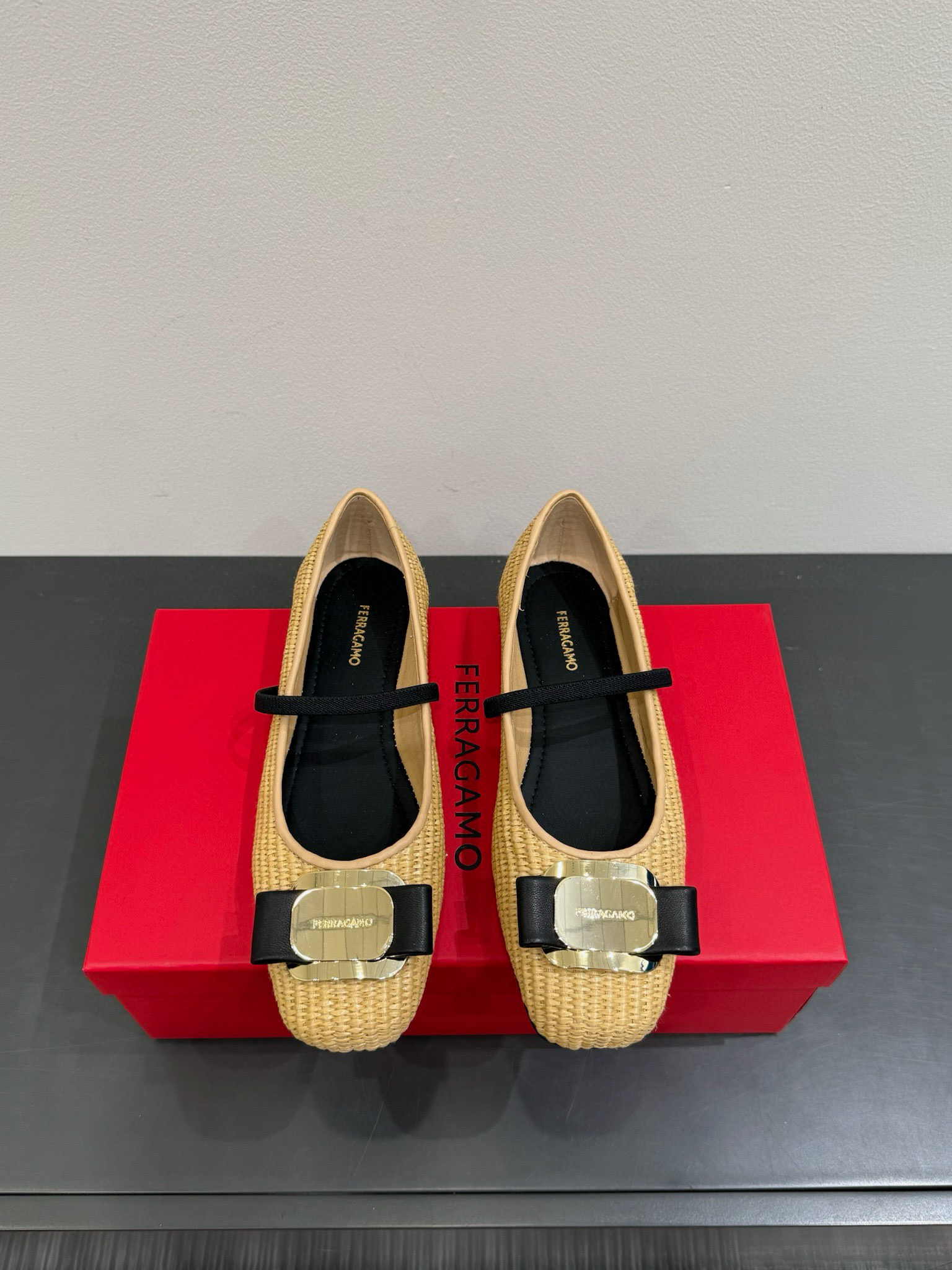 페라가모 여자 신발 구두