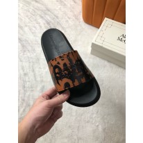 알렉산더 맥퀸 남녀공용 슬리퍼
