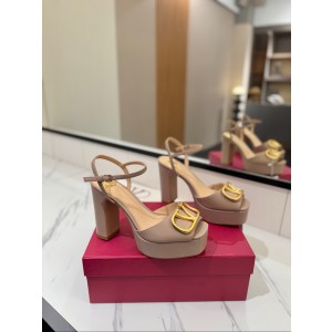 발렌티노 11.5cm 여자 샌들