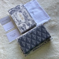 디올 5537 남자 장지갑