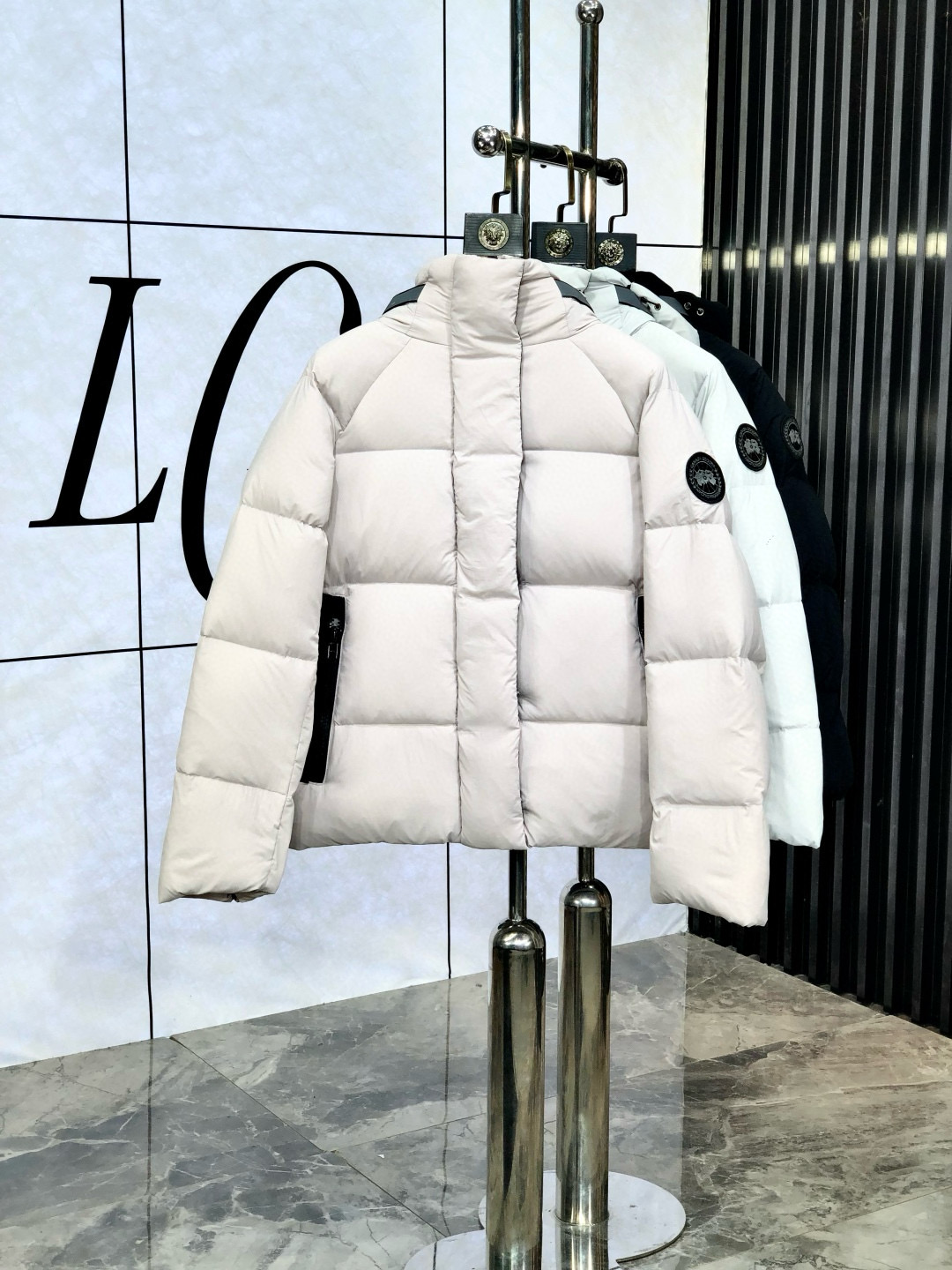 캐나다구스 남녀공용 패딩