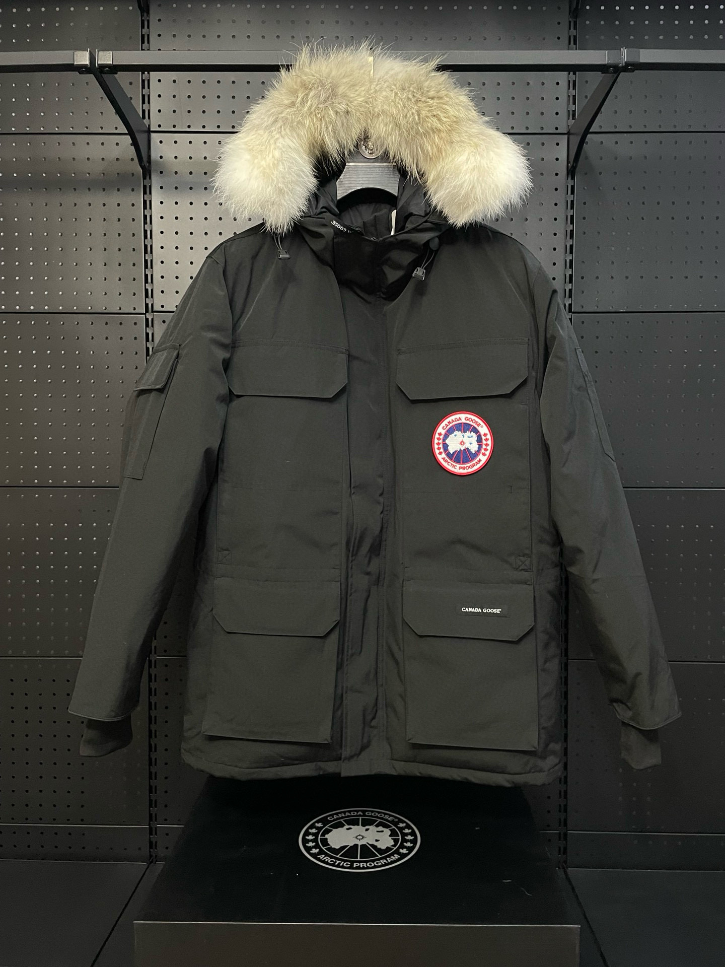 캐나다구스 남녀공용 패딩