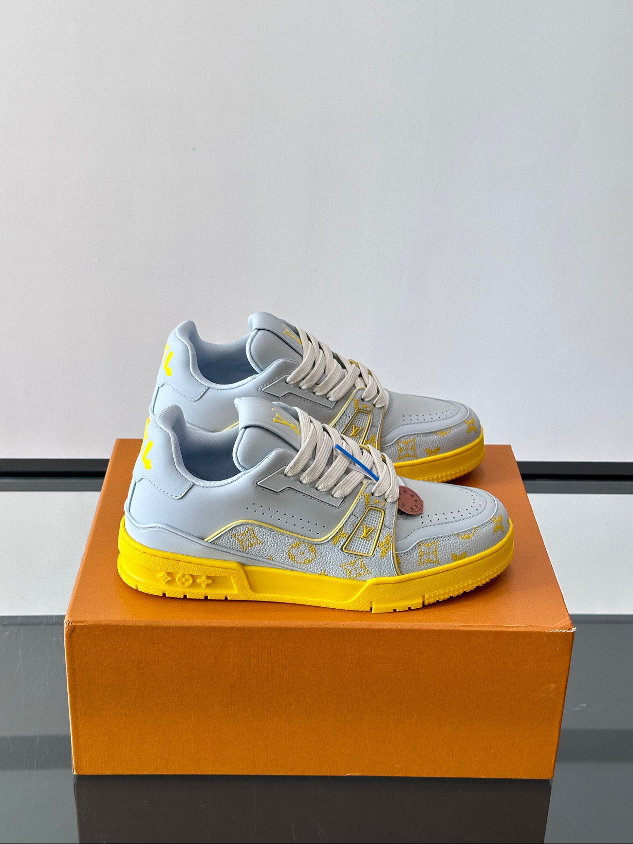 루이비통 트레이너 남자 신발 운동화 스니커즈