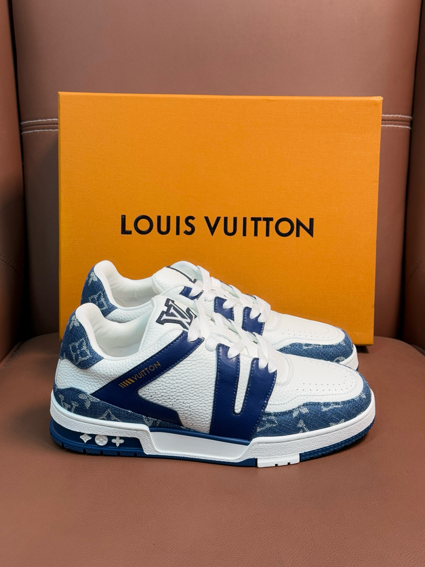 루이비통 트레이너 남자 신발 운동화 스니커즈