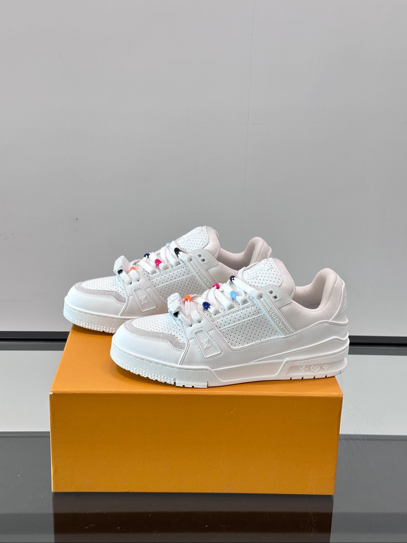 루이비통 트레이너 남자 신발 운동화 스니커즈