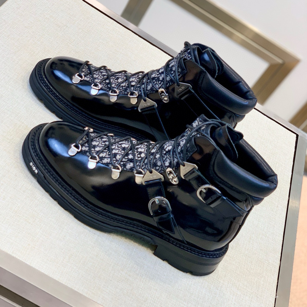 디올 남자 부츠