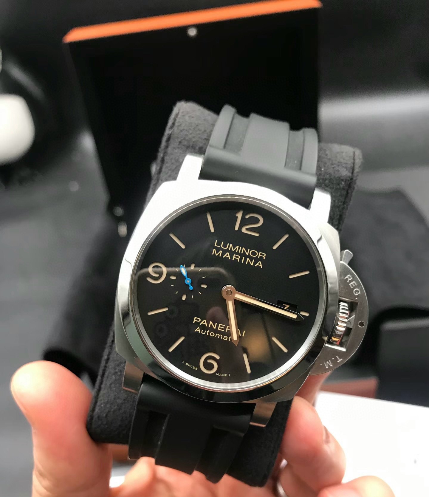 파네라이 A급 남자 시계