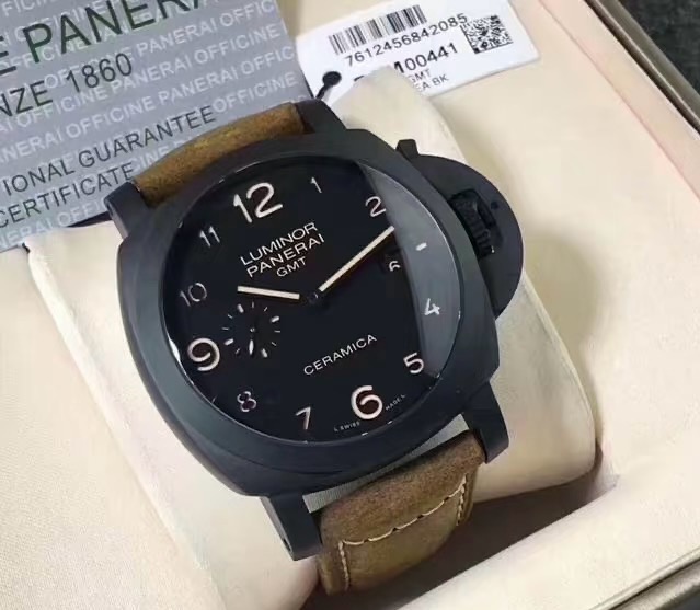 파네라이 A급 남자 시계