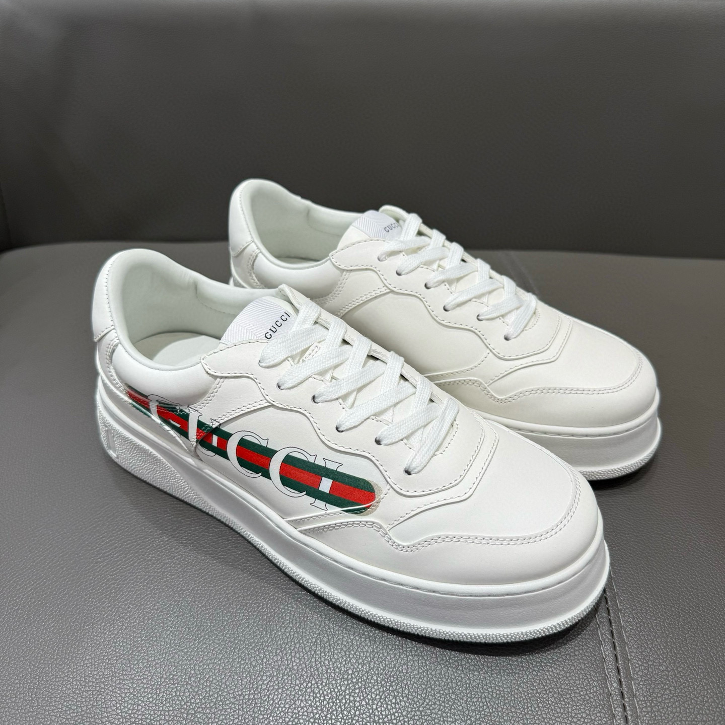 구찌 남녀공용 신발 운동화 스니커즈