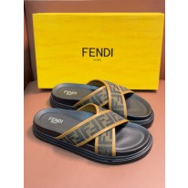 펜디 남자 슬리퍼