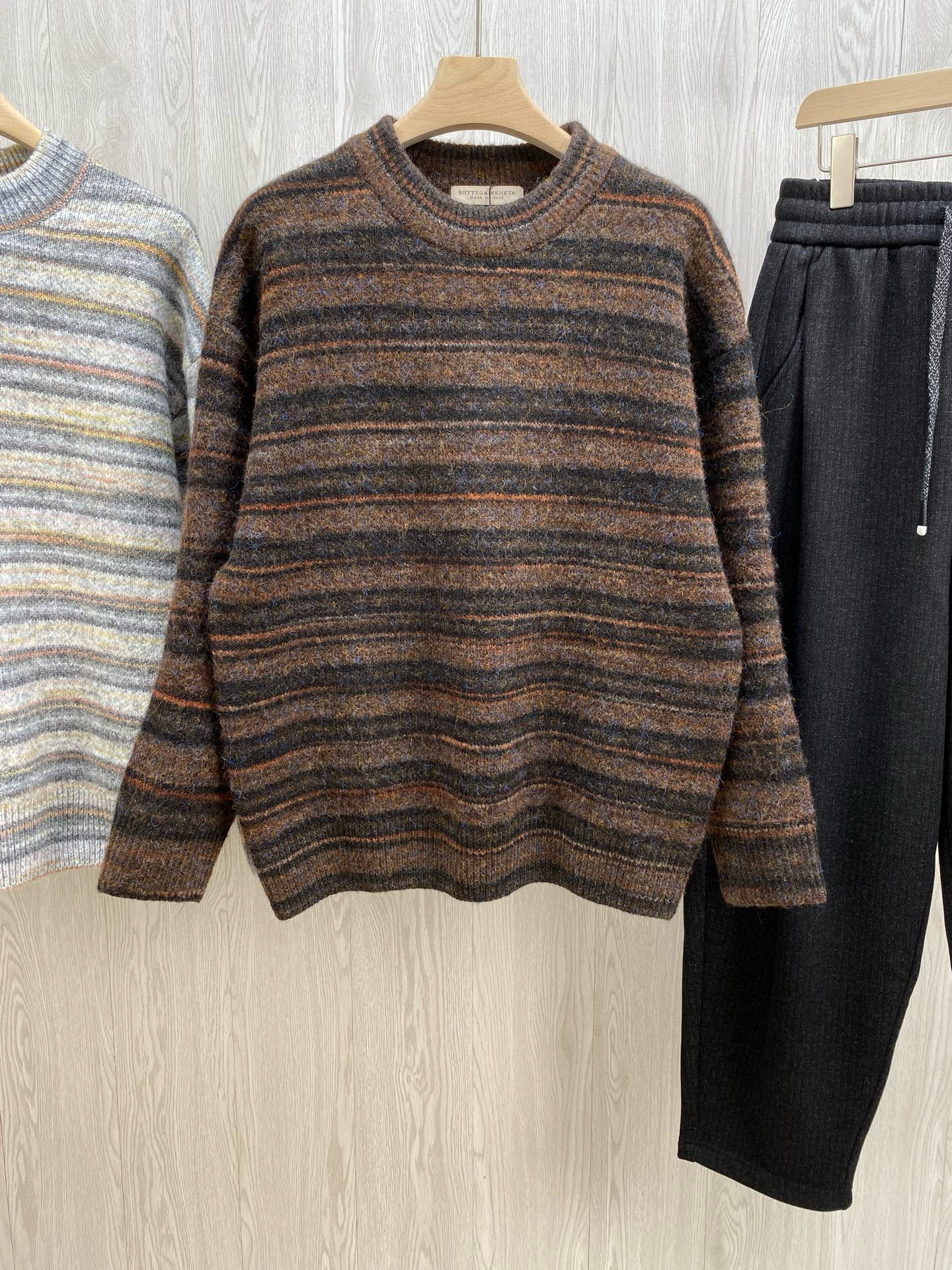 보테가베네타 남자 니트