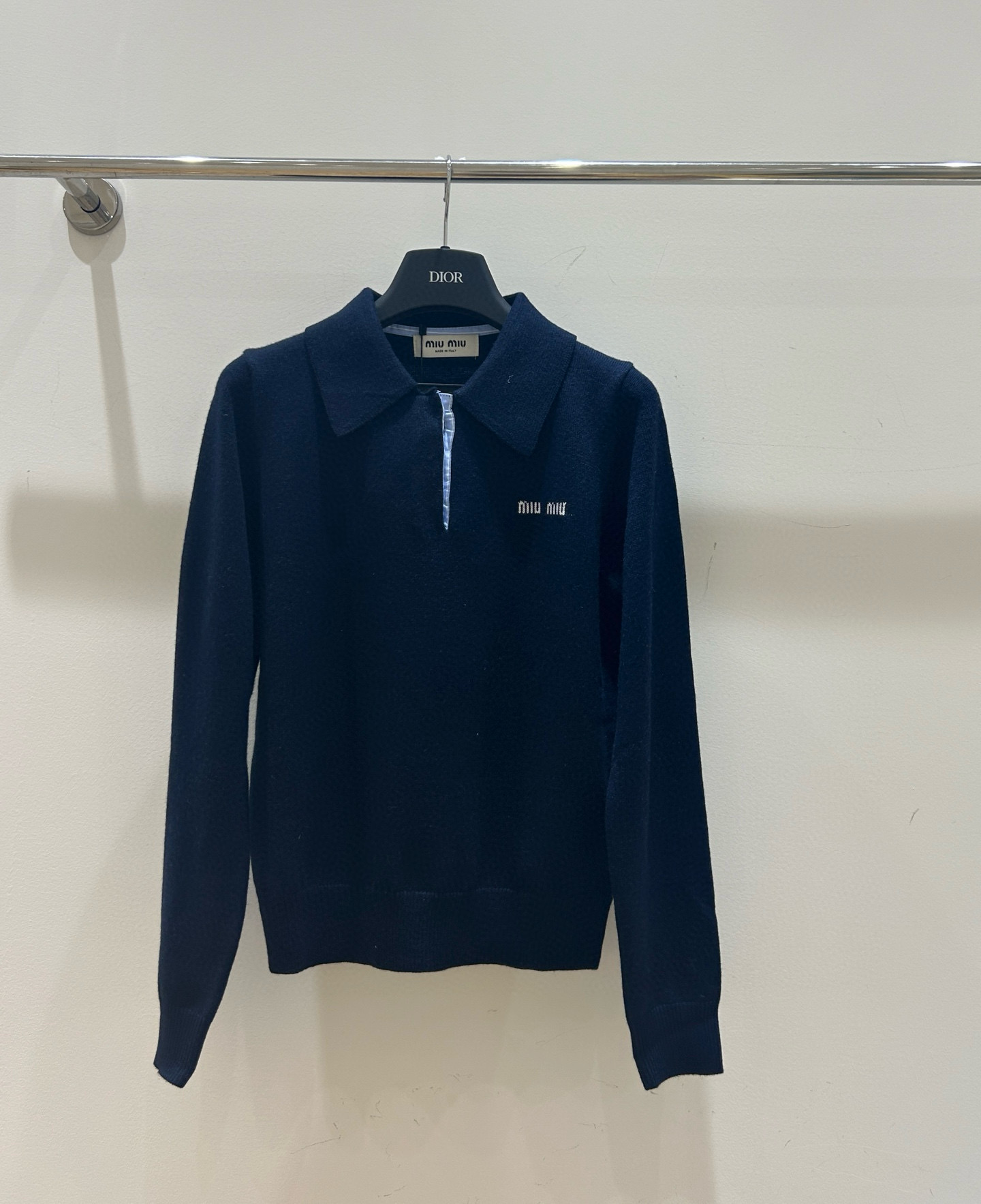 미우미우 2컬러 여자 후드티 맨투맨