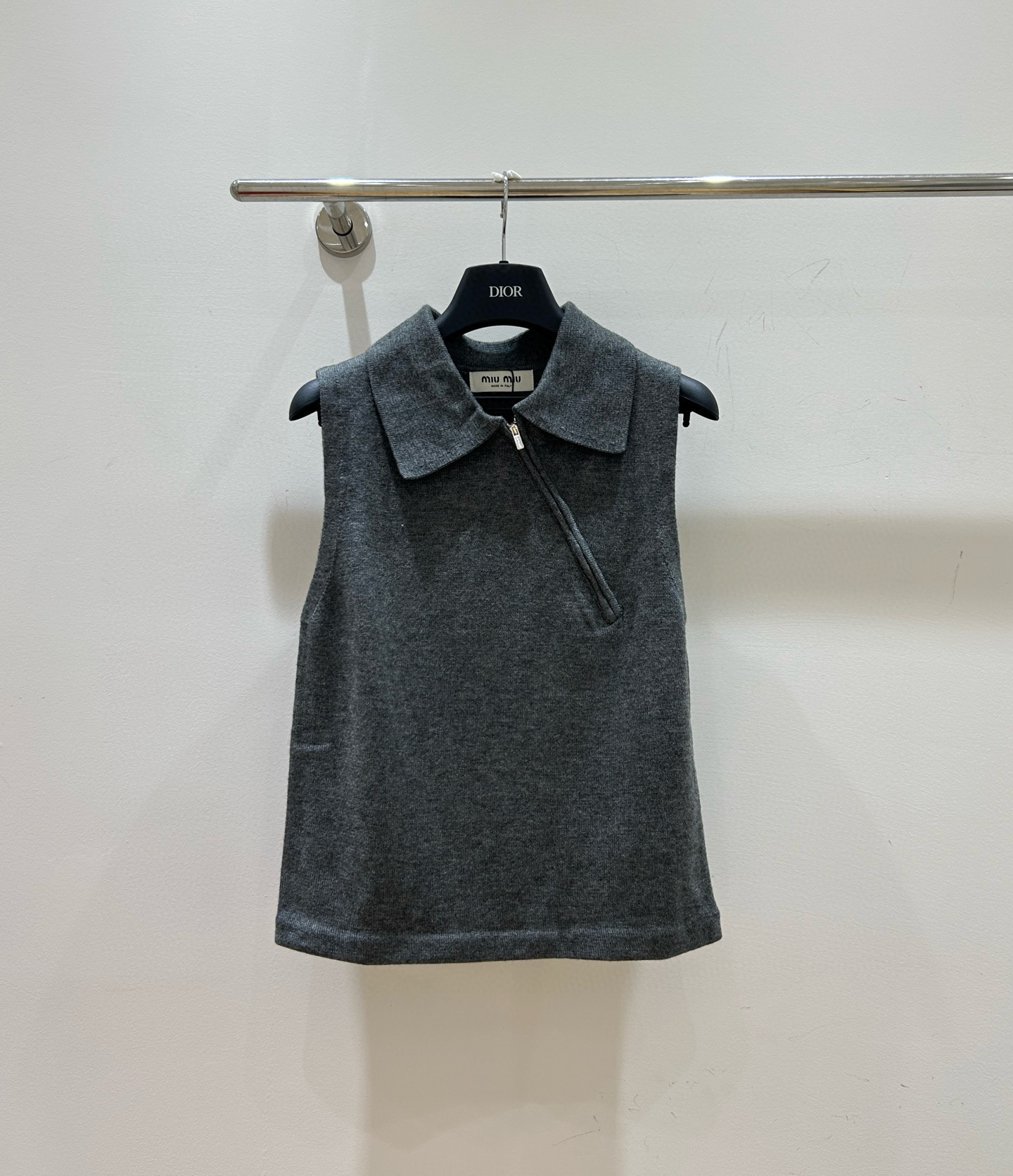 미우미우 3컬러 여자 조끼