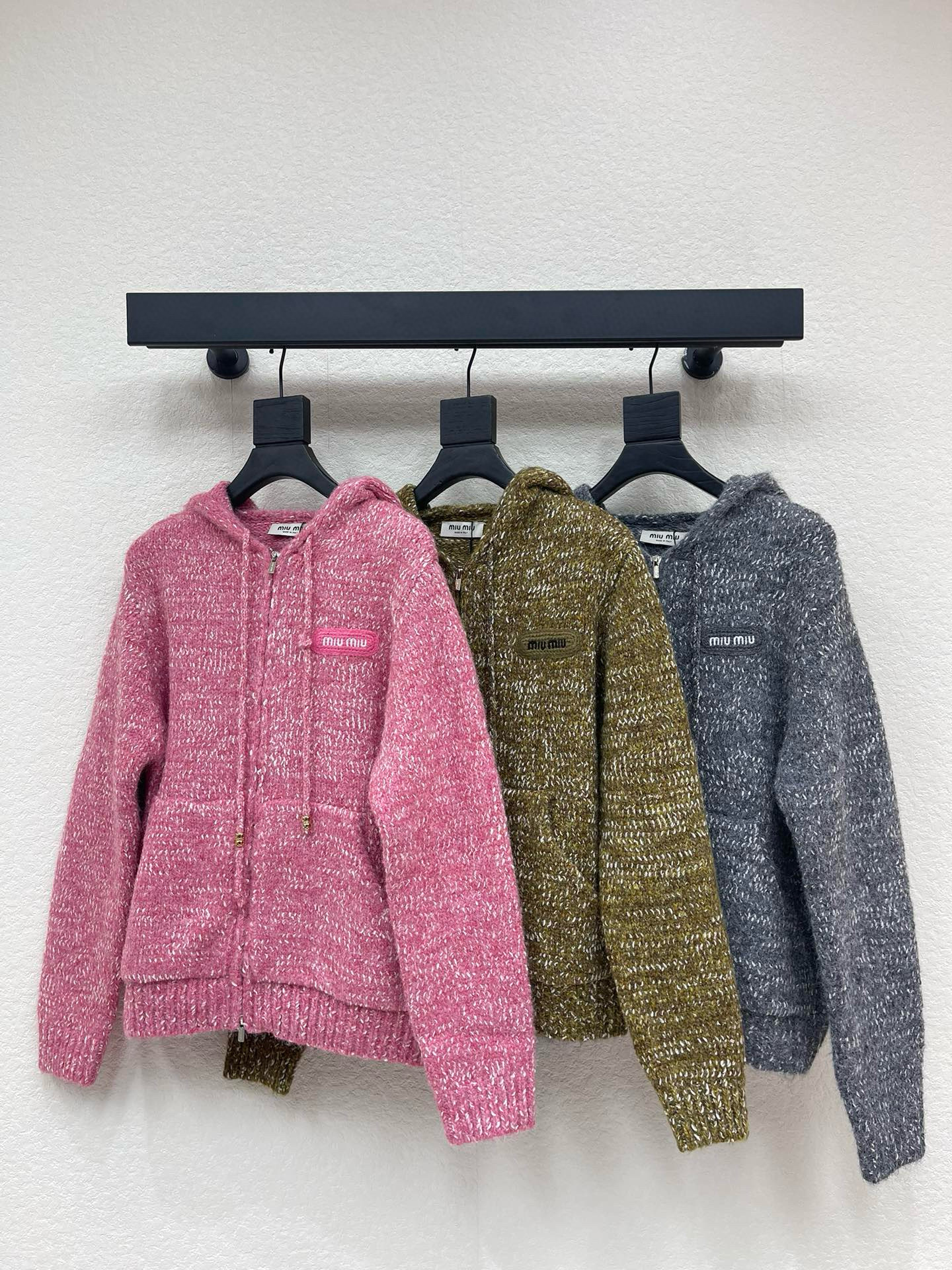 미우미우 3컬러 여자 가디건