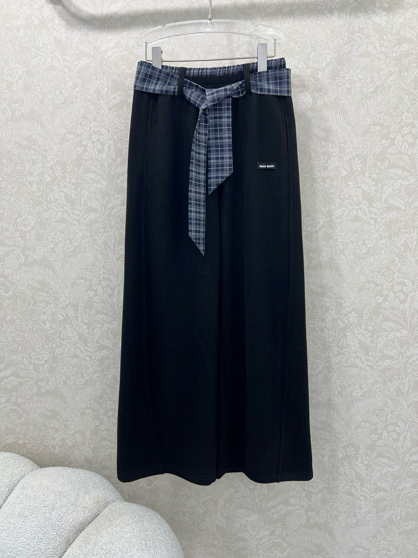 미우미우 여자 바지