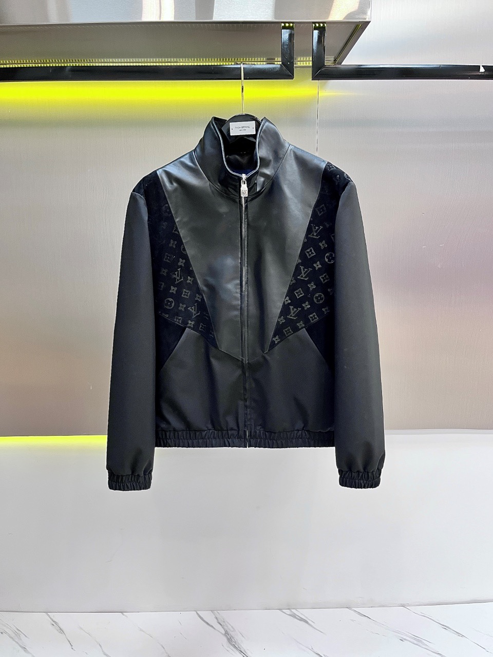 루이비통 양가죽 자켓