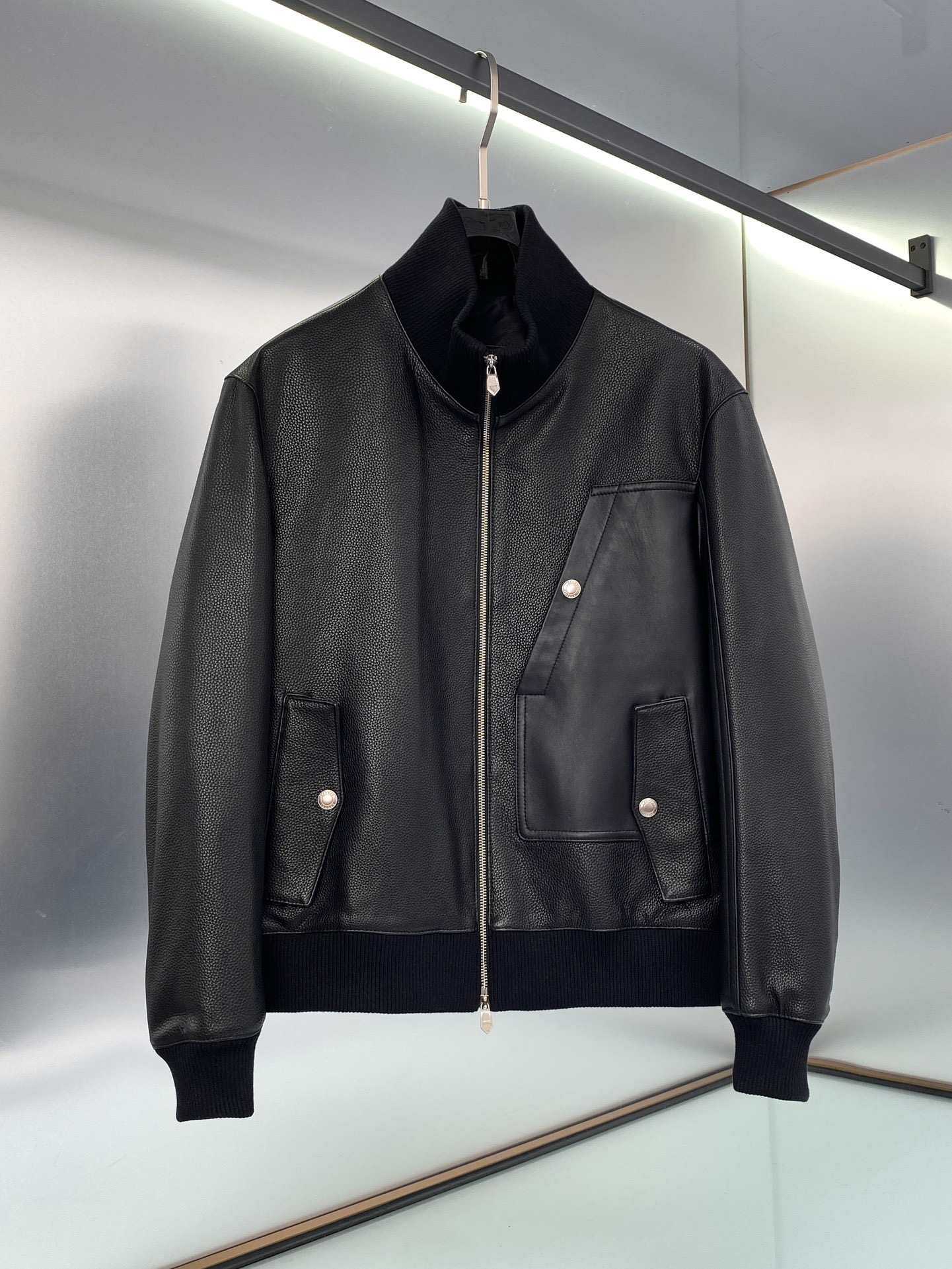 에르메스 송아지가죽 자켓