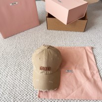 미우미우 모자